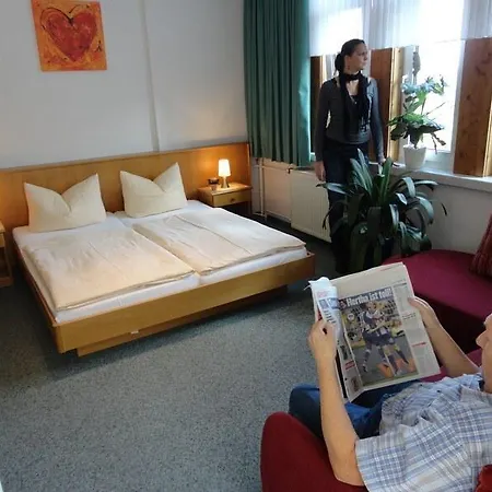 Tannenrausch פרידריכרודה